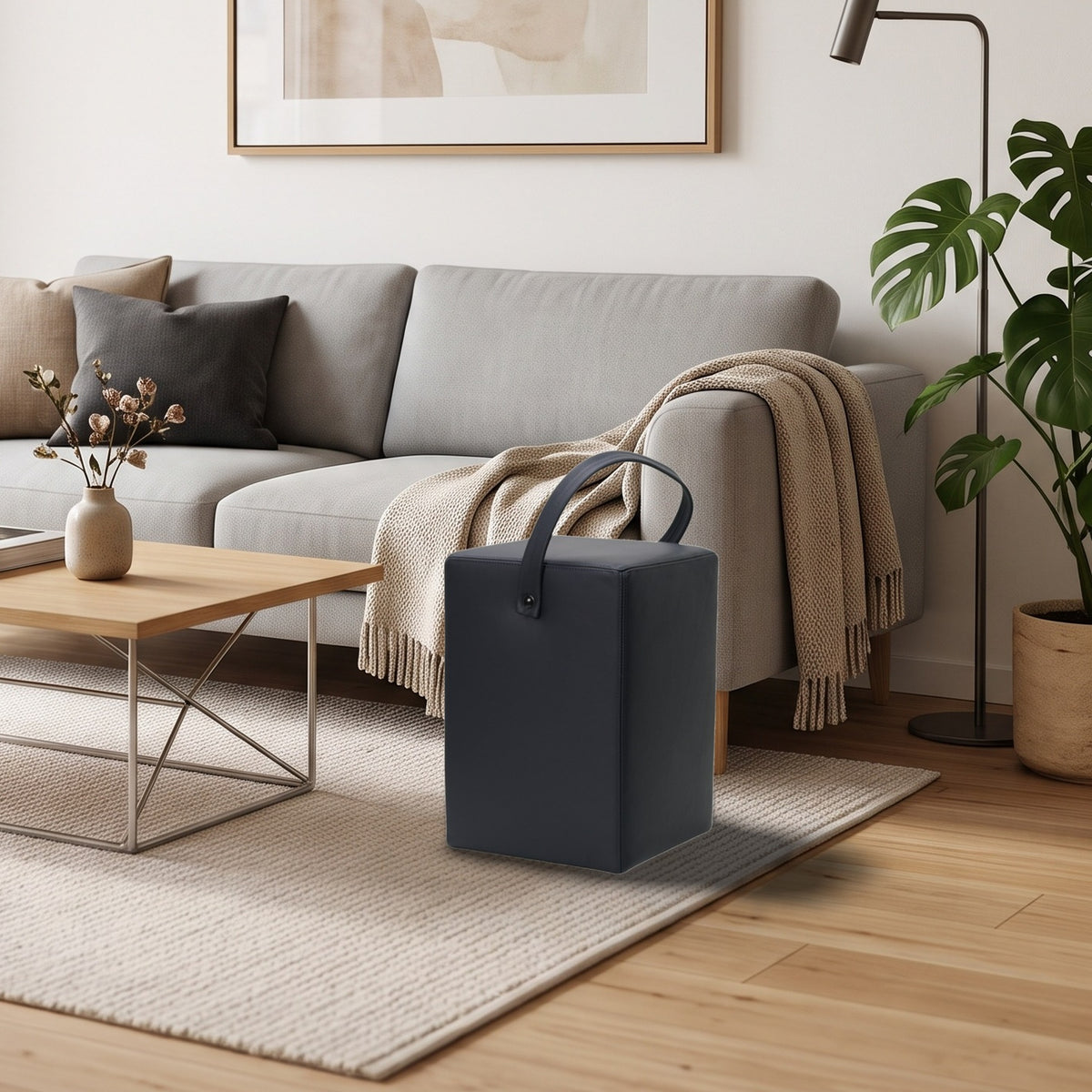 Hocker Linus Marine im Wohnzimmer