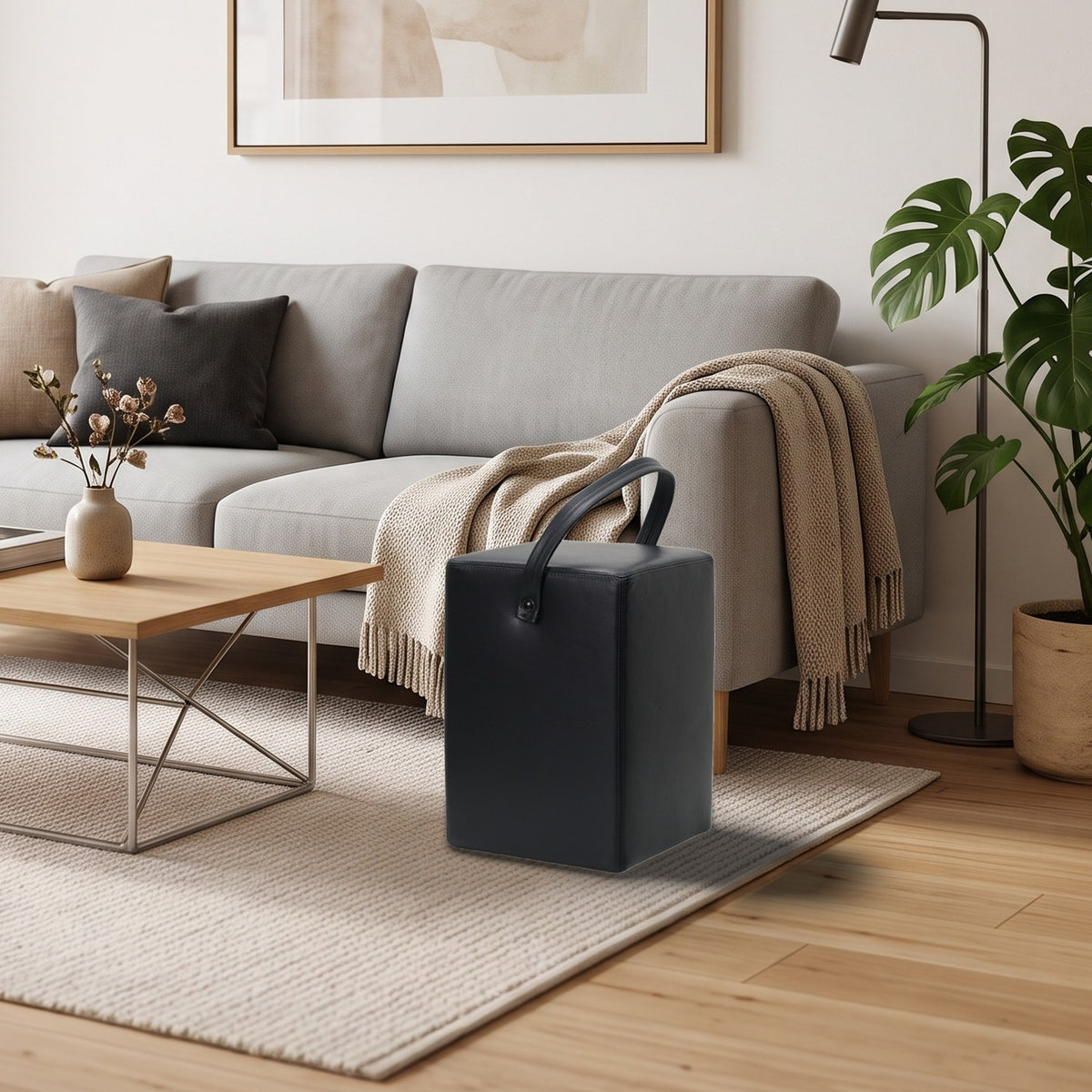 Hocker Linus Schwarz im Wohnzimmer