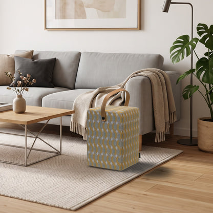 Hocker Linus Gold im Wohnzimmer