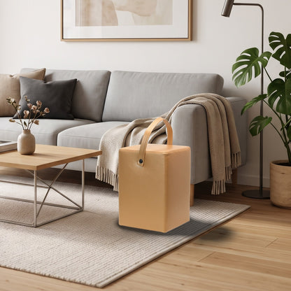 Hocker Linus Gold im Wohnzimmer