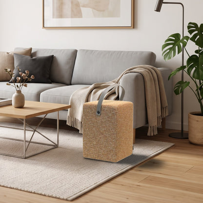 Hocker Linus Sand im Wohnzimmer